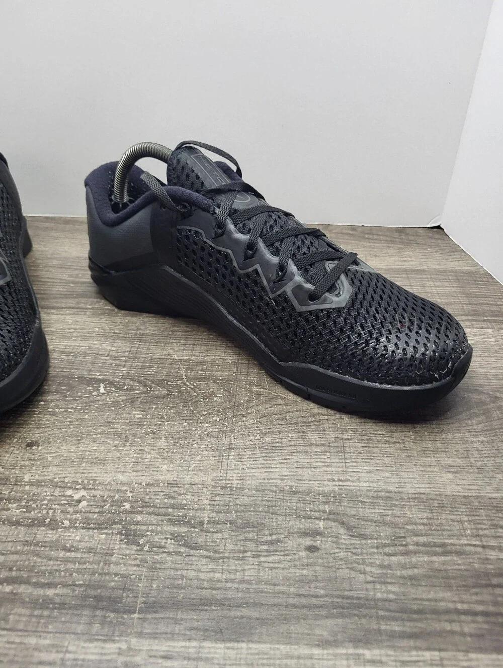 Nike Metcon 6 Black Anthracite Men’s Size 9.5 Training Shoes Sneakers CK9388-011